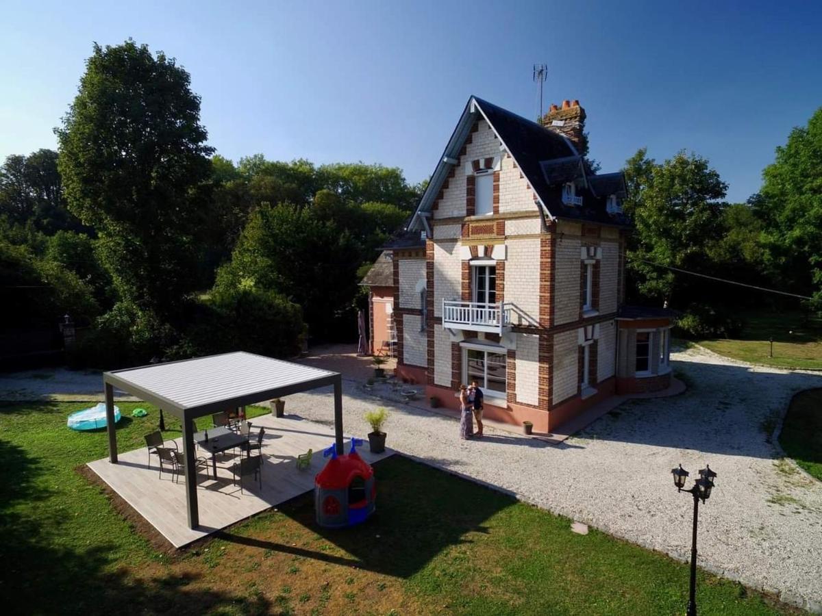 Ferienwohnung Le Manoir De Louviers Exterior foto