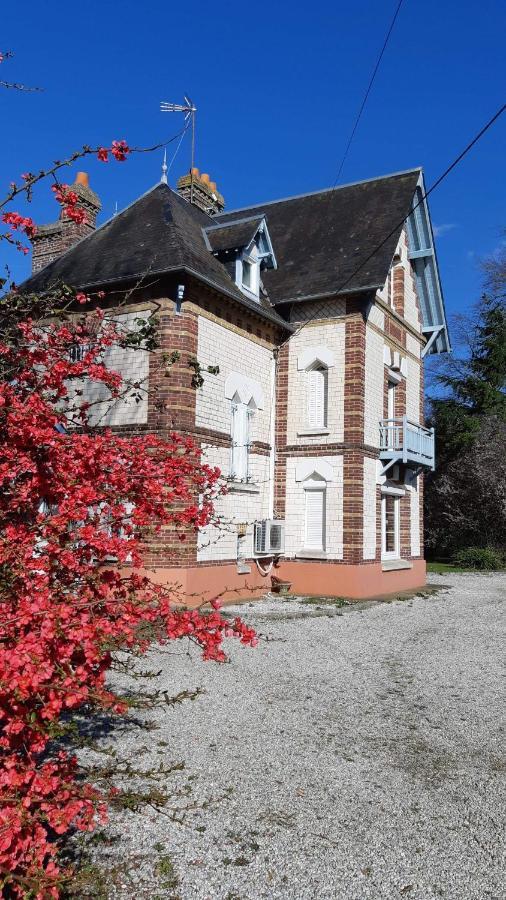 Ferienwohnung Le Manoir De Louviers Exterior foto