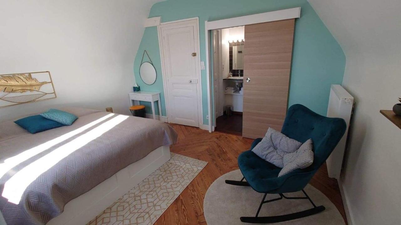 Ferienwohnung Le Manoir De Louviers Exterior foto